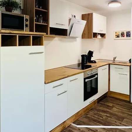 Waldtwin 1 - Balkon Mit Naturblick Und Seenaehe 5 Minuten شقة